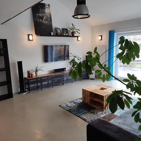 Prázdninový dům Mit 200 Qm Wohnflaeche :)